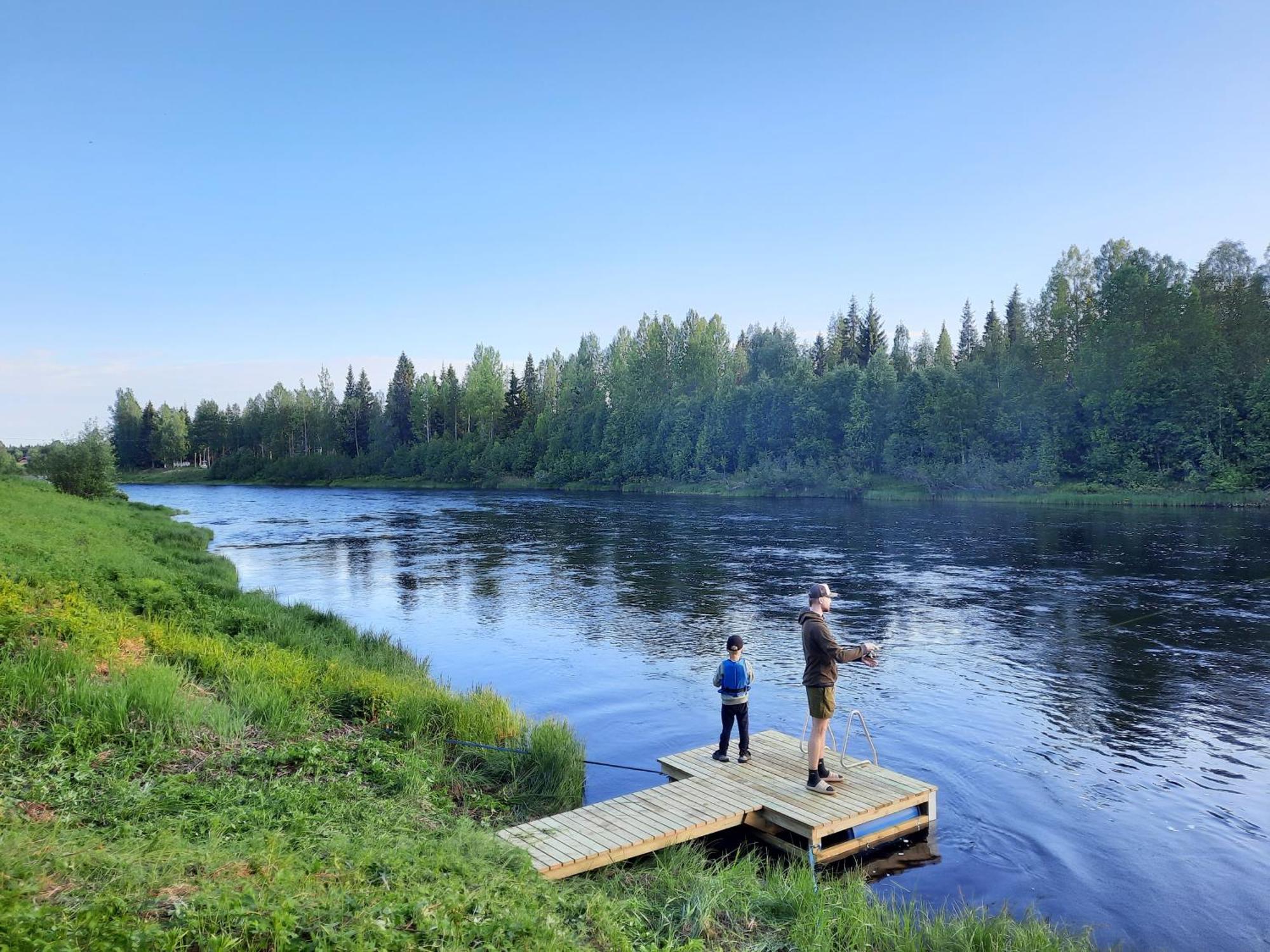 Lapin Villa Hiisi Joen Rannalla Рануа Экстерьер фото