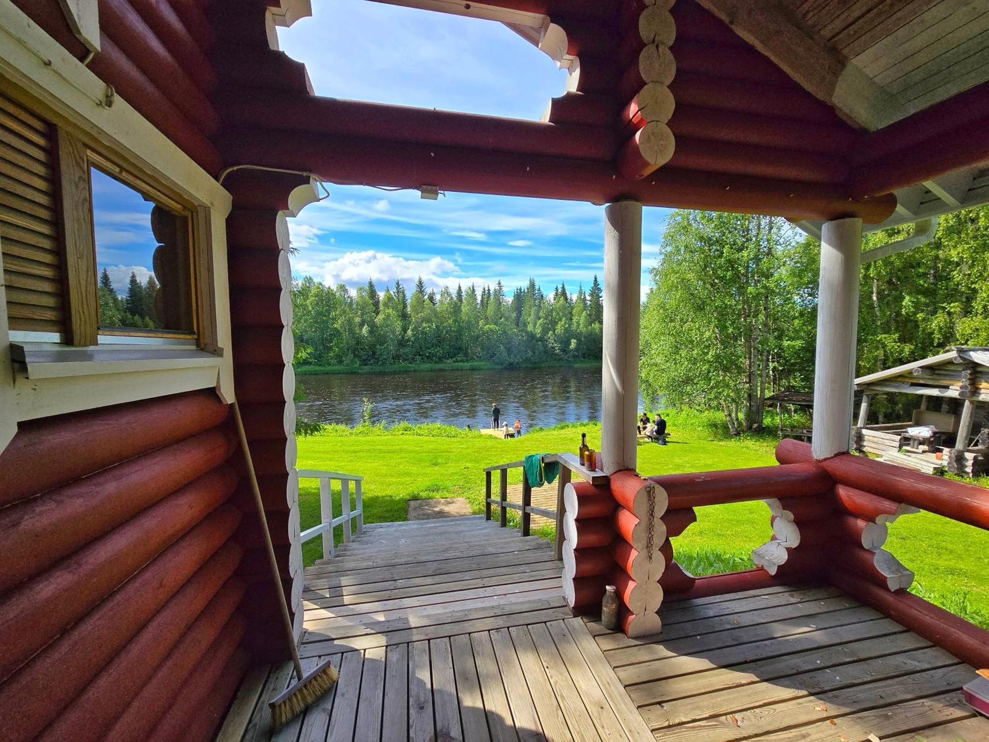 Lapin Villa Hiisi Joen Rannalla Рануа Экстерьер фото